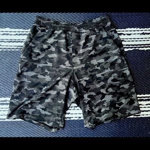 Lululemon NWOT Pacebreaker Shorts with liner (Medium)